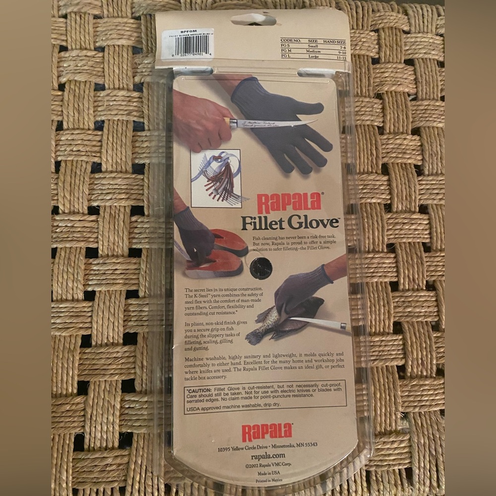 Rapala Fillet Glove - Gray. Size Medium. NWT. - Picture 2 of 5